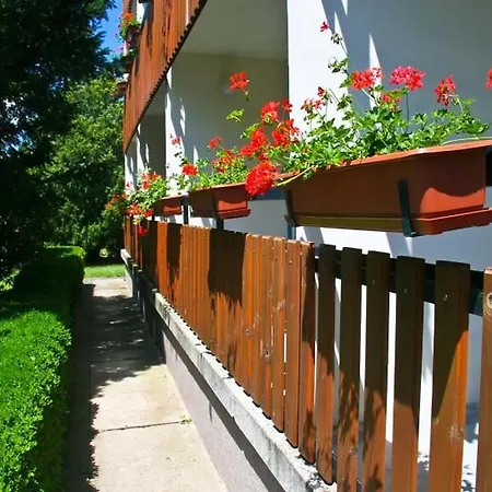 招待所 博格拉畔兹奥酒店